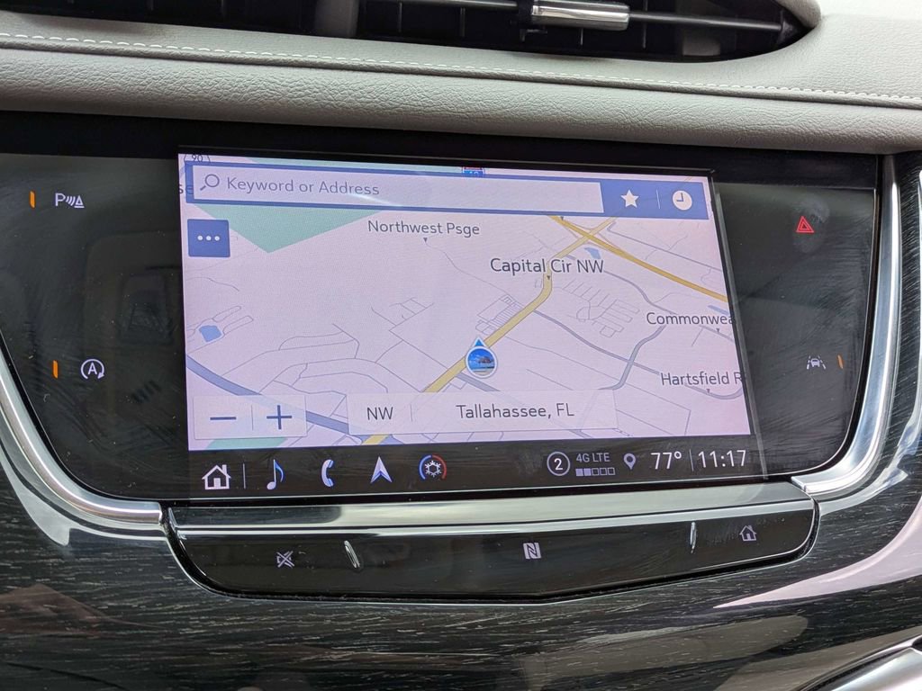 Used 2021 Cadillac XT6 Premium Luxury image 27