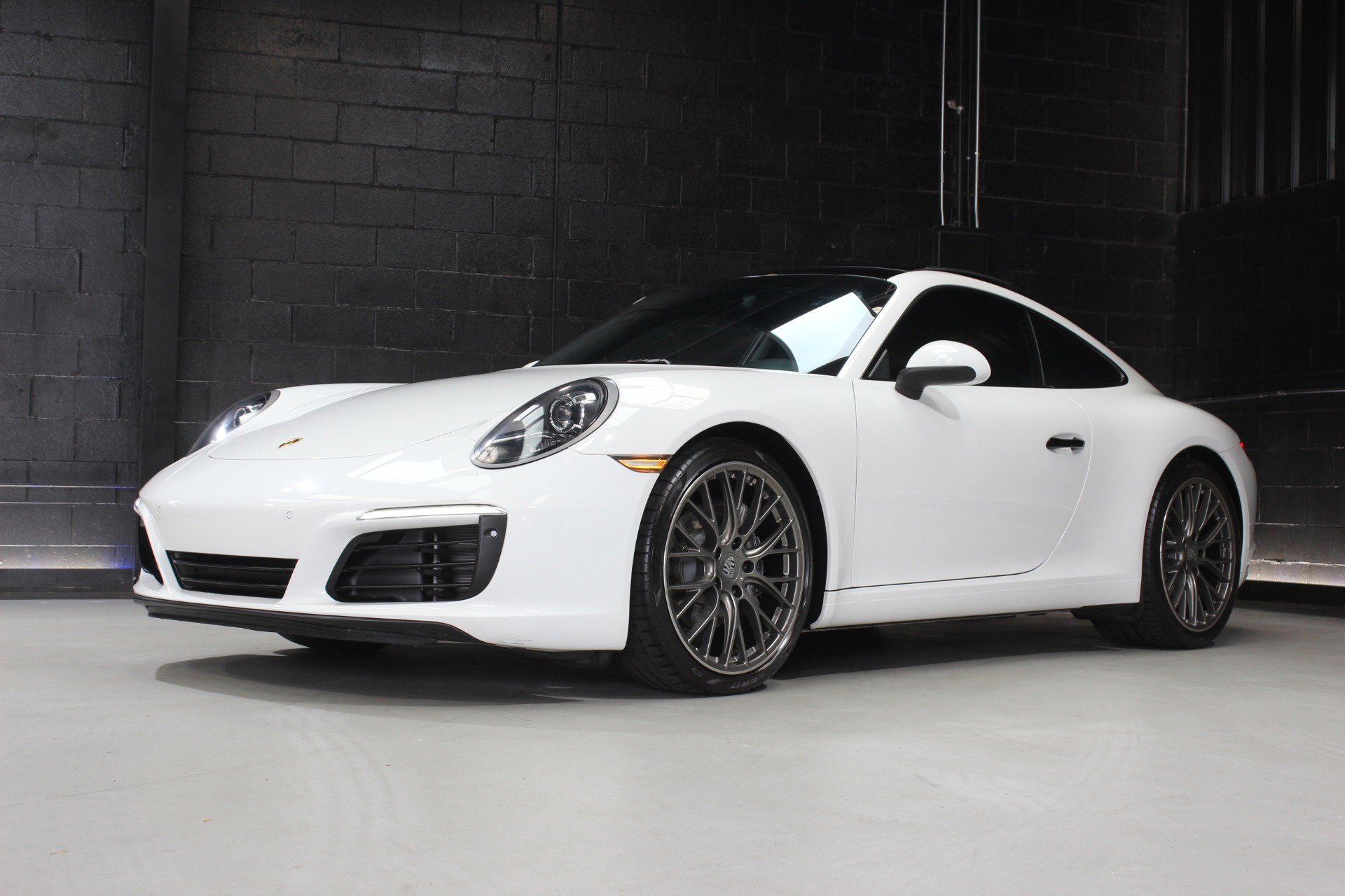 Used 2019 Porsche 911 Carrera RWD image 6