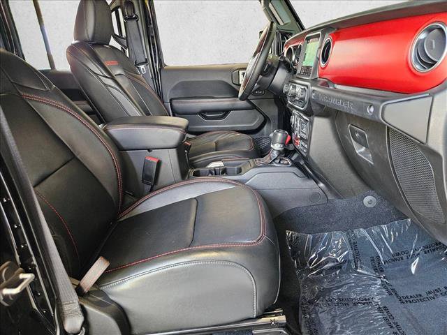 Used 2022 Jeep Wrangler Unlimited Rubicon w/ Cold Weather Group AWD/4WD image 21