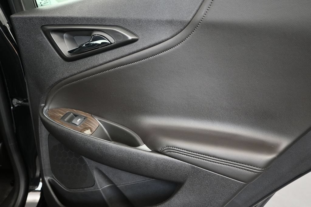 Used 2024 Chevrolet Malibu LT FWD image 18