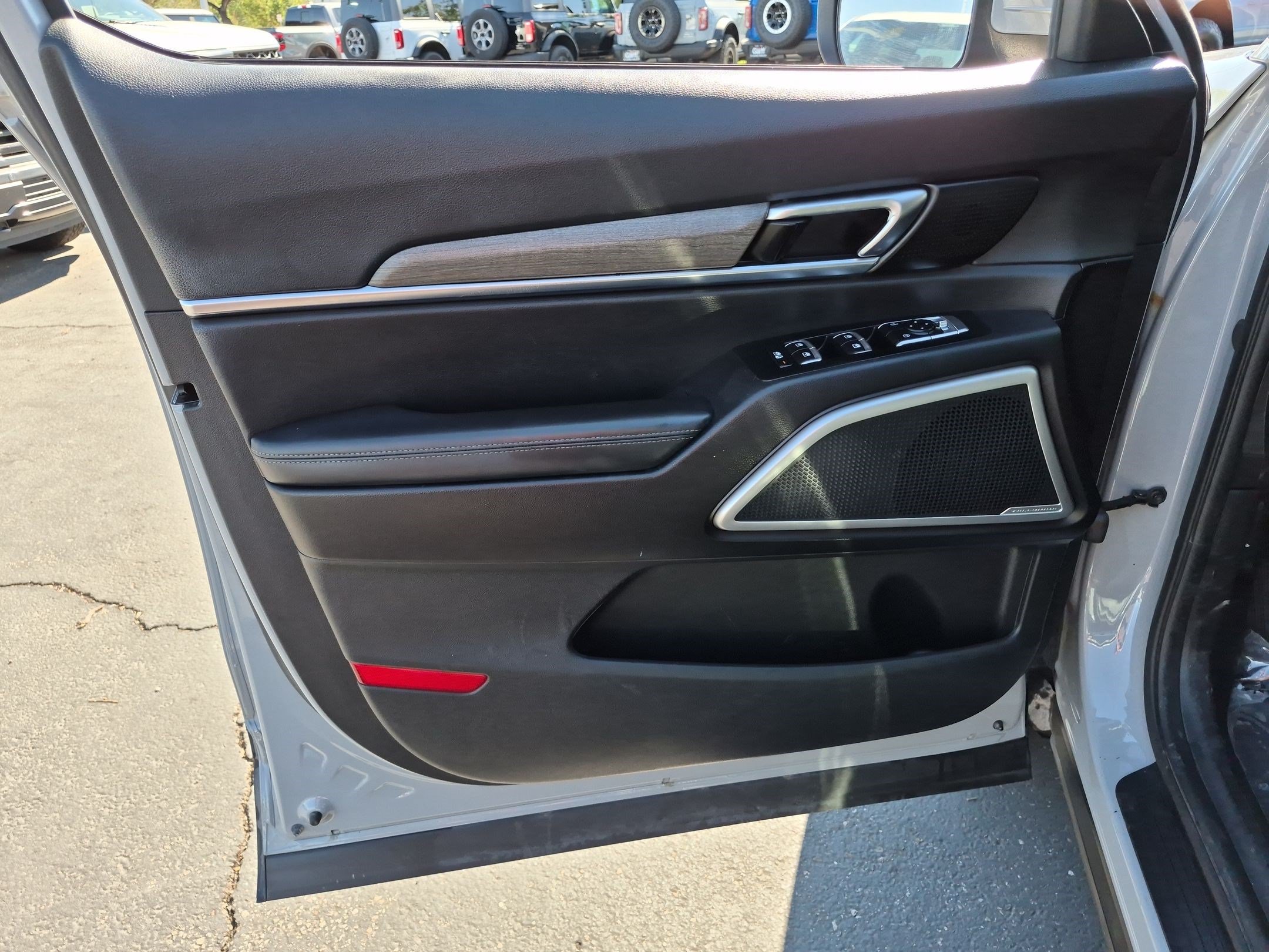 Used 2022 Kia Telluride EX w/ EX Premium Package AWD/4WD image 12