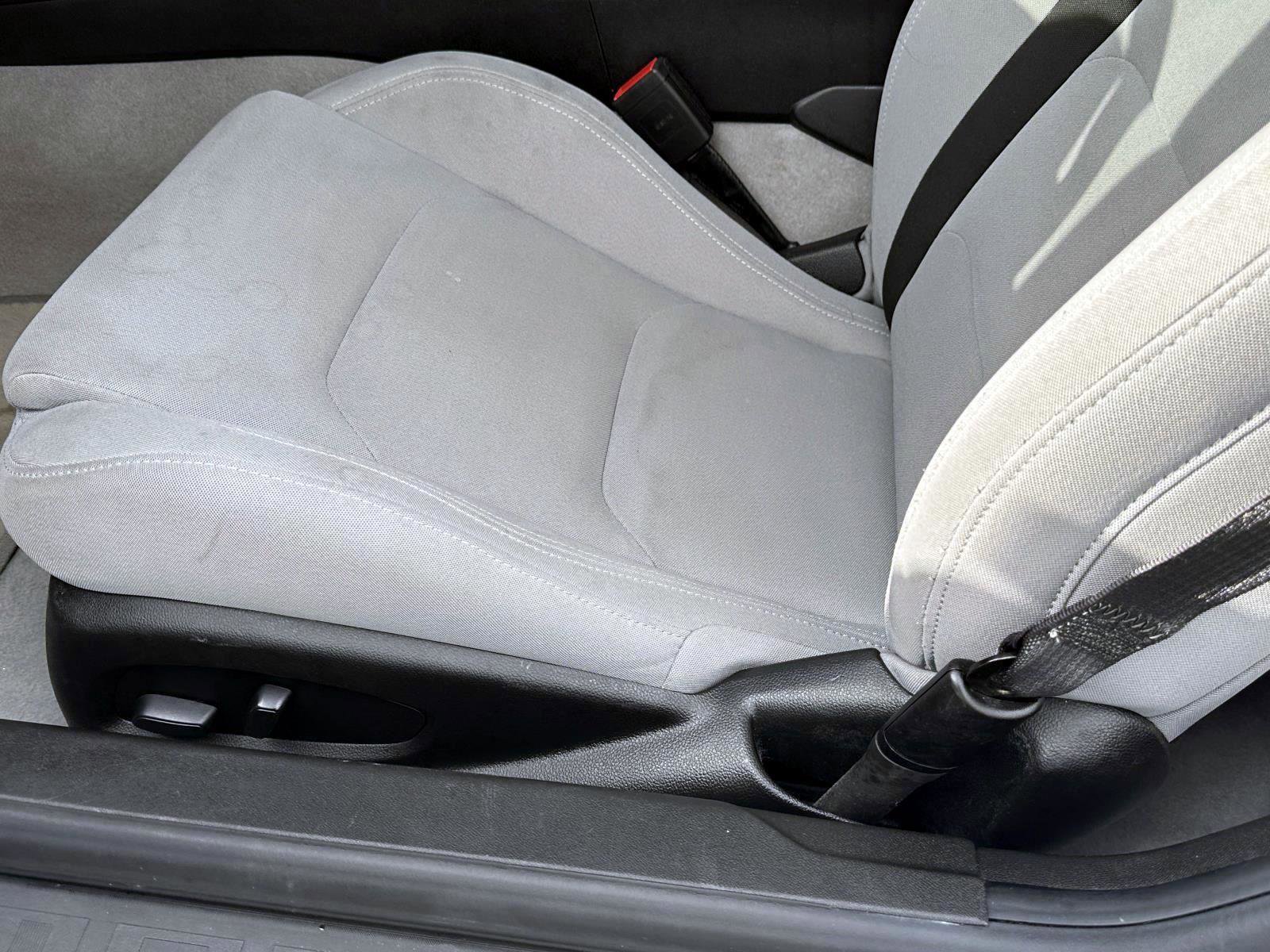 Used 2023 Chevrolet Camaro LT w/ RS Package image 18