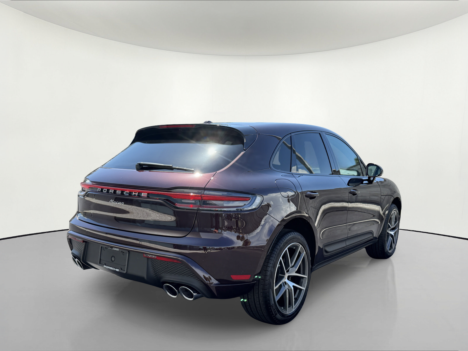 New 2026 Porsche Macan AWD/4WD image 6