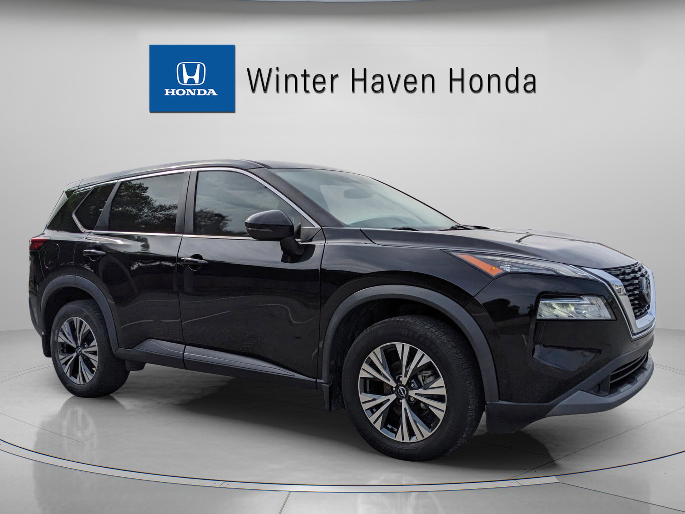 Used 2022 Nissan Rogue SV FWD image 1