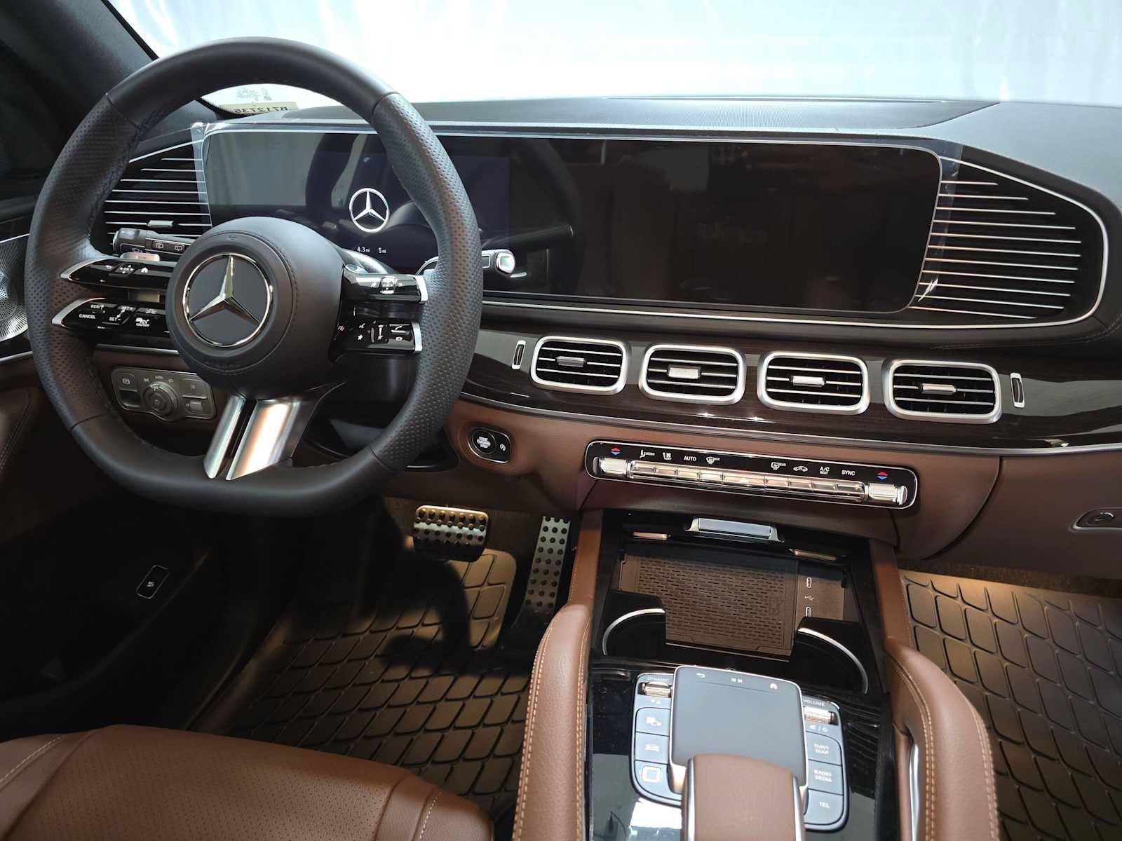 New 2026 Mercedes-Benz GLS 450 4MATIC image 11
