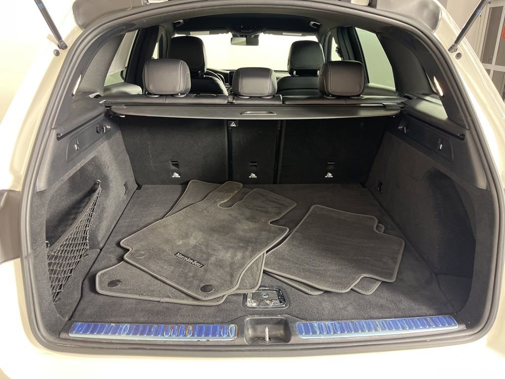 Used 2022 Mercedes-Benz GLC 300 4MATIC w/ Multimedia Package Lite image 10