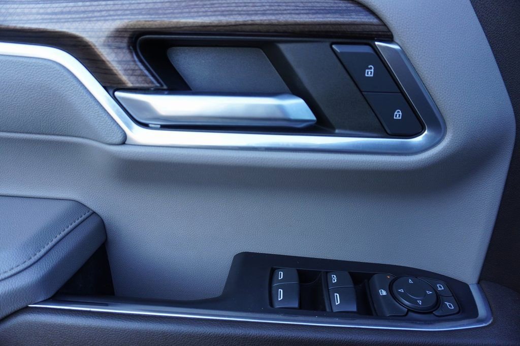 Used 2023 Chevrolet Silverado 1500 LT w/ Protection Package image 9