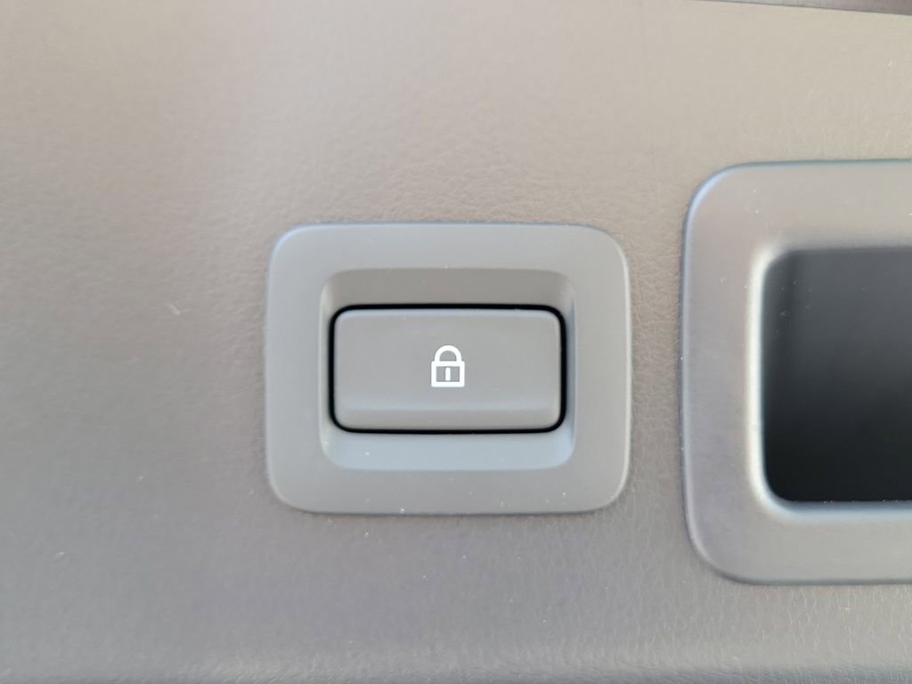 New 2026 MAZDA MAZDA3 2.5 S Hatchback w/ Premium Pkg image 10