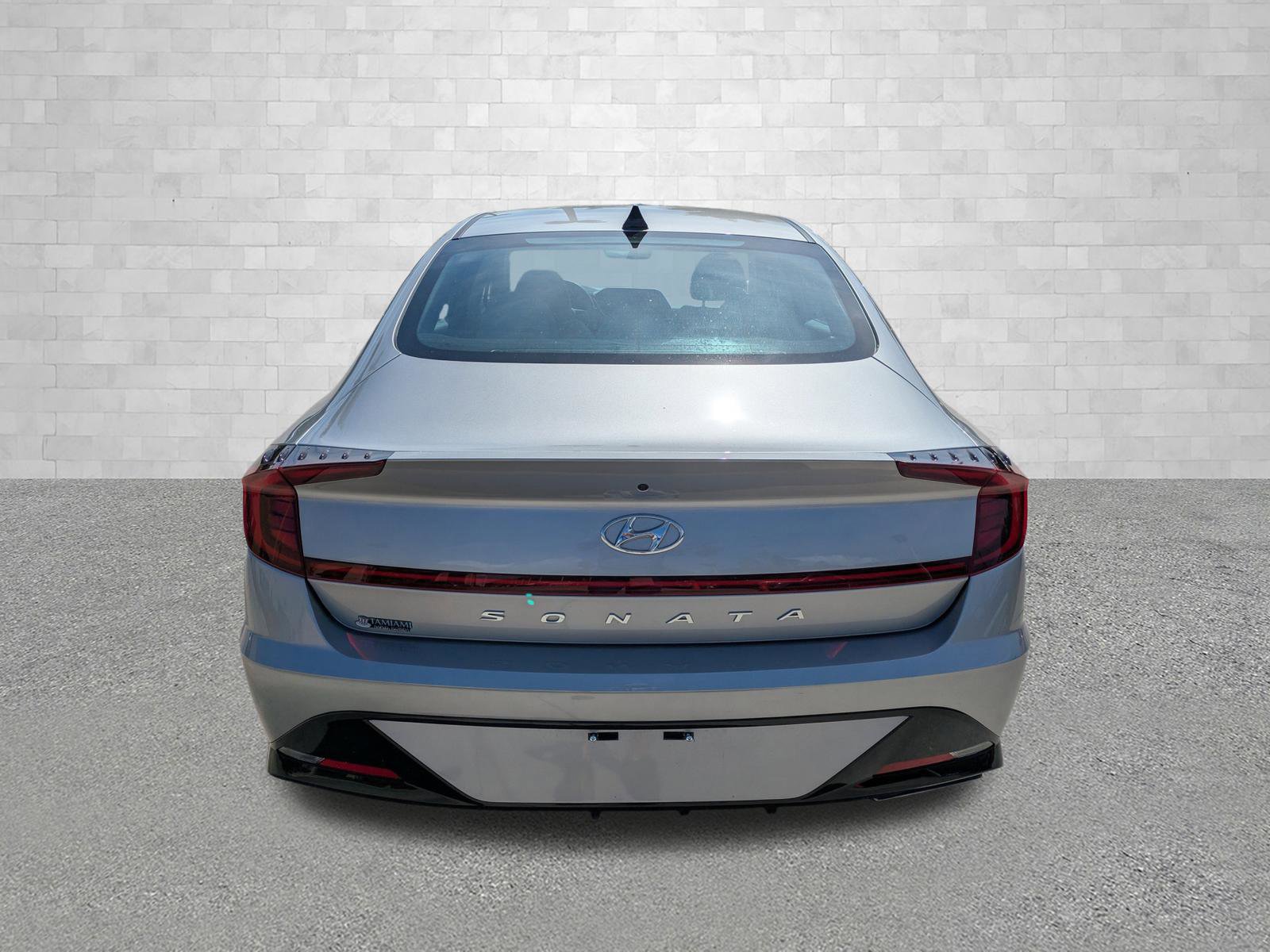 Used 2020 Hyundai Sonata SEL w/ Convenience Package FWD image 3