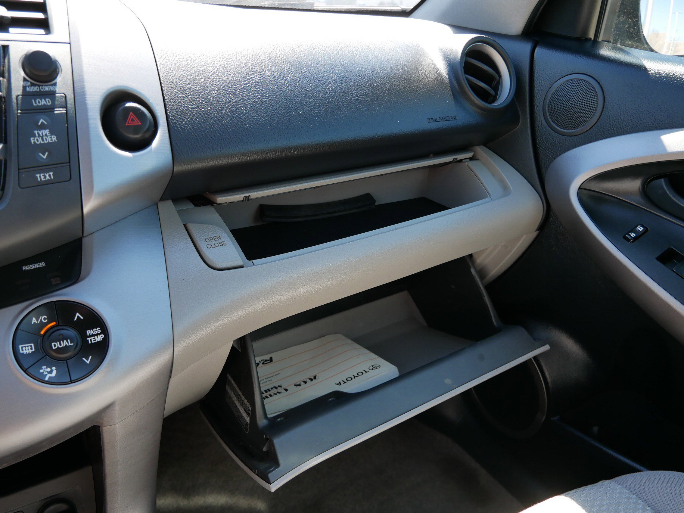 Used 2008 Toyota RAV4 Limited image 34