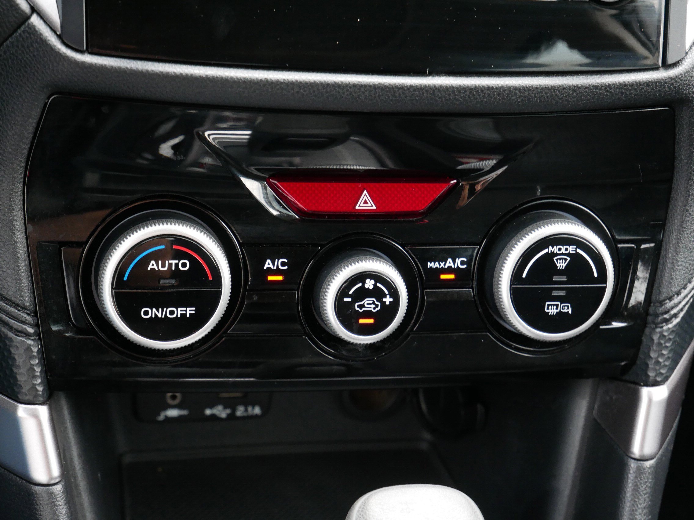 Certified 2021 Subaru Forester Premium AWD/4WD image 23