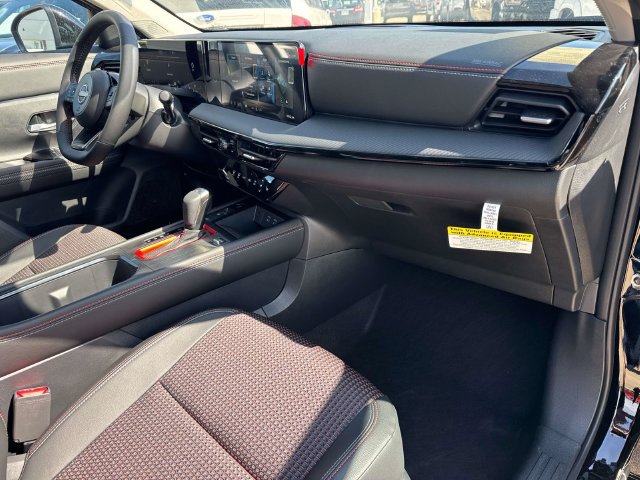 New 2027 Nissan Kicks SR FWD image 15