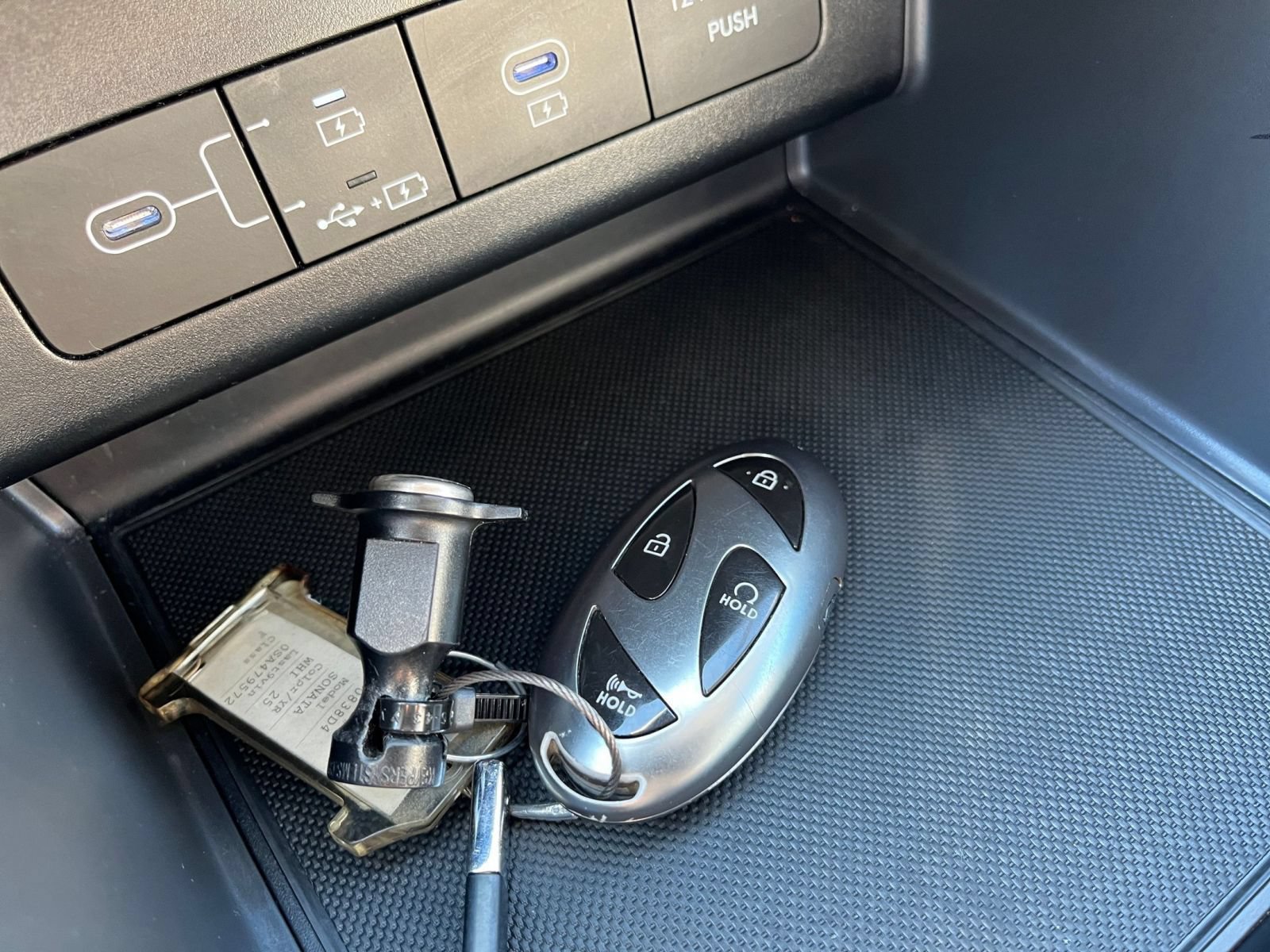 Used 2025 Hyundai Sonata SEL FWD image 25