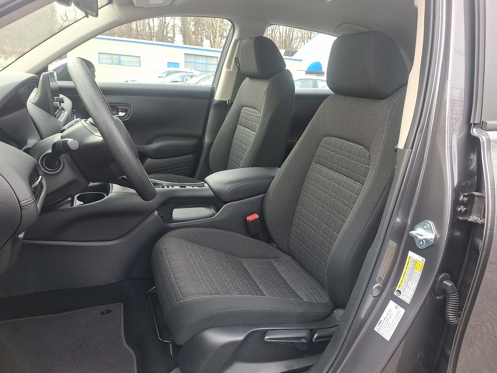 Certified 2025 Honda HR-V LX image 13