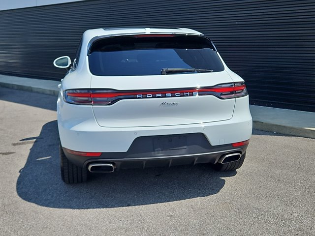 Certified 2021 Porsche Macan AWD/4WD image 10