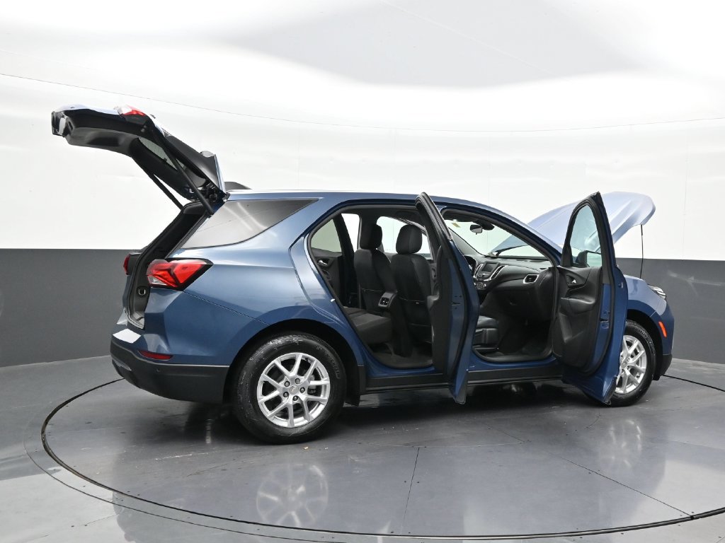 Used 2024 Chevrolet Equinox LT FWD image 26