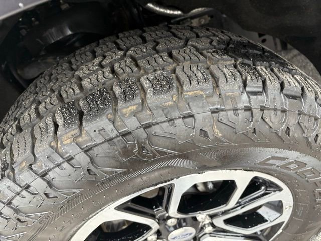 Used 2024 Ford Expedition XLT AWD/4WD image 28