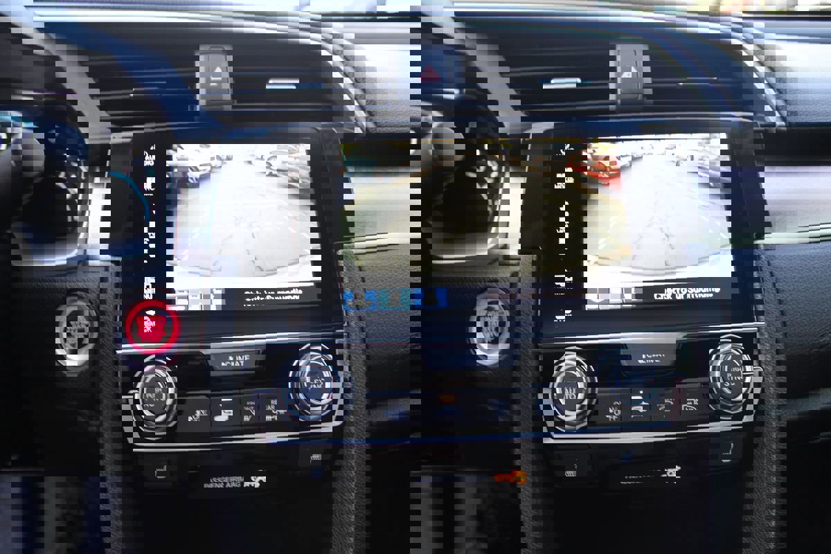 Used 2016 Honda Civic EX-T image 25