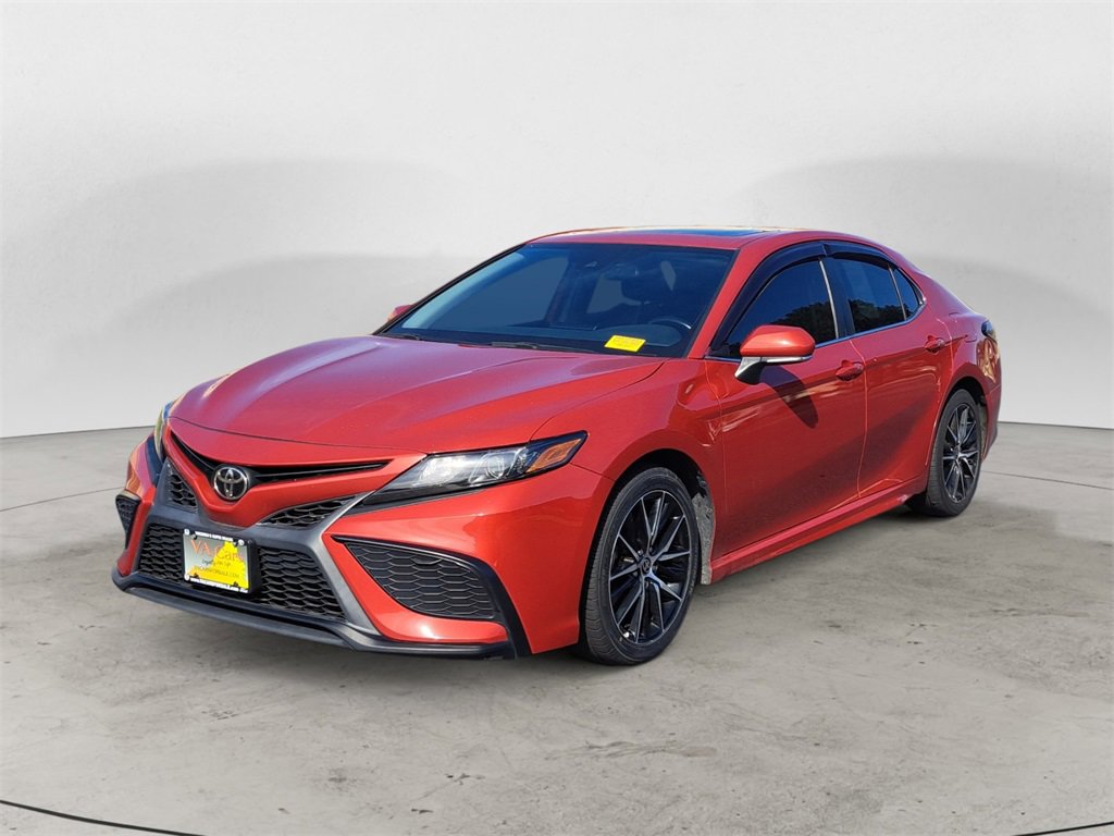 Used 2021 Toyota Camry SE image 7
