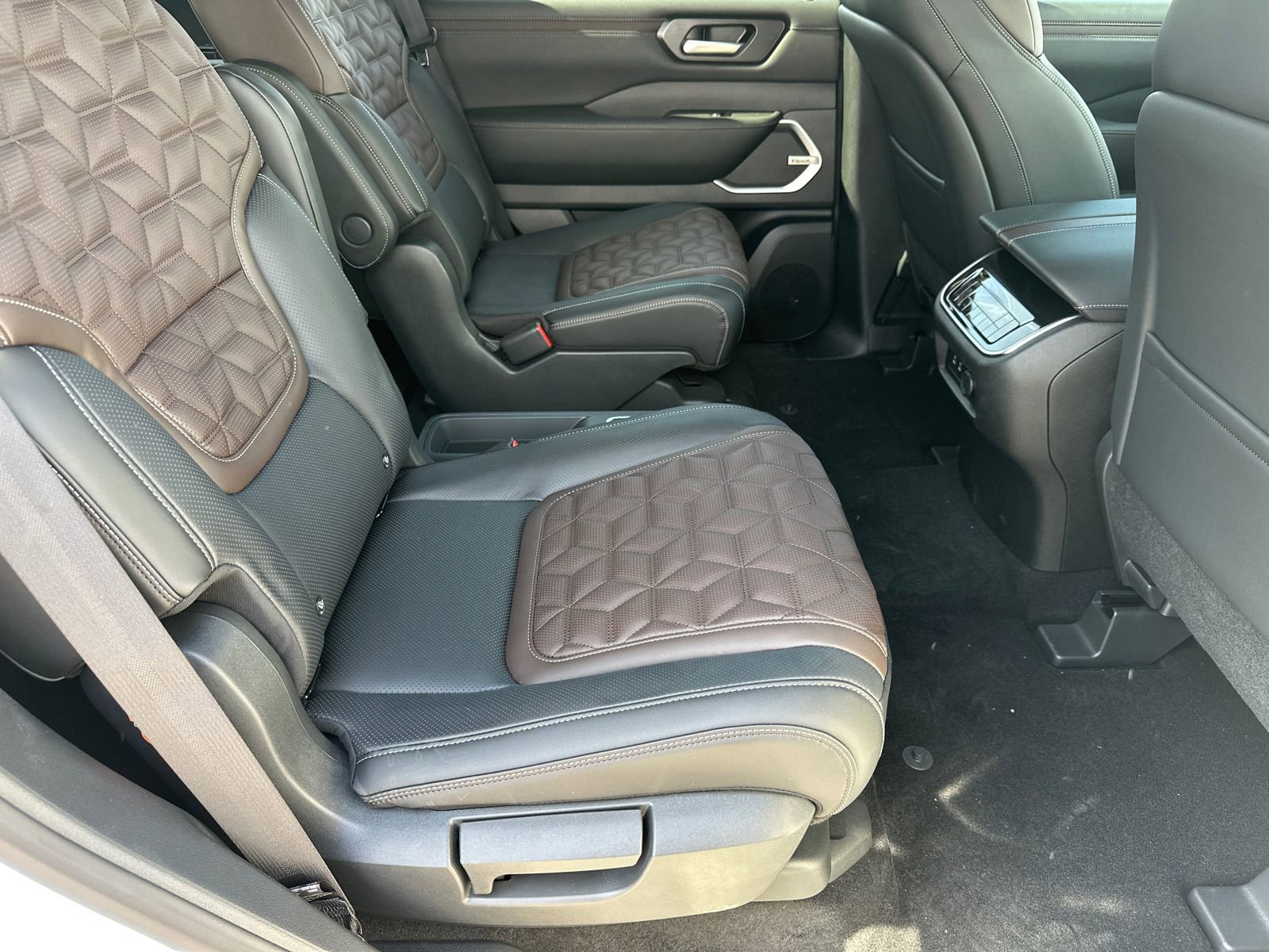 New 2026 Nissan Armada Platinum w/ Convenience Package image 16