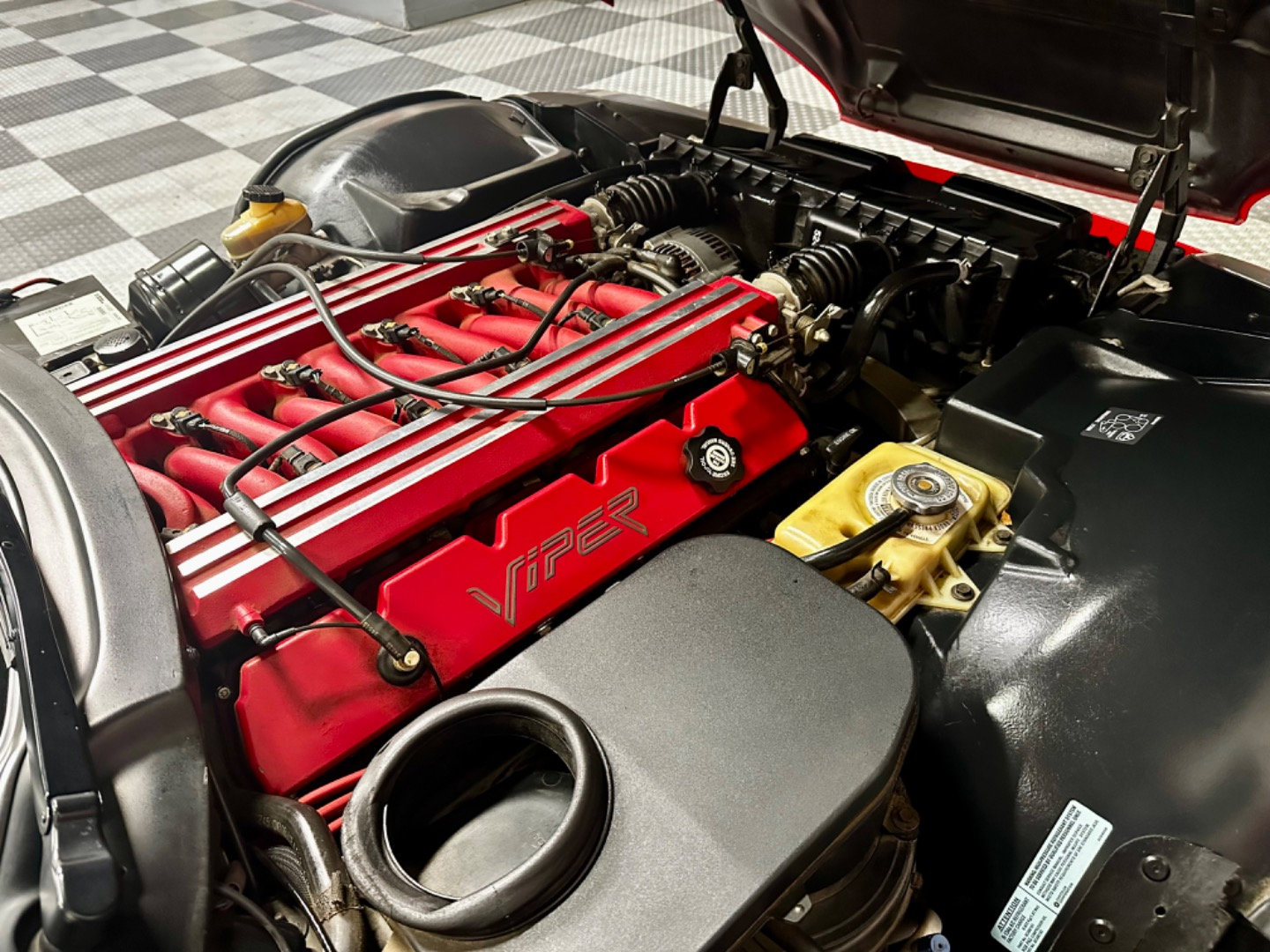 Used 1996 Dodge Viper RT/10 image 34