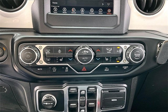 Used 2021 Jeep Wrangler Unlimited Islander image 22