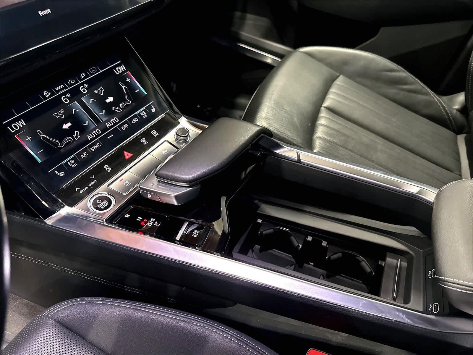 Used 2024 Audi Q8 e-tron Premium Plus AWD/4WD image 19