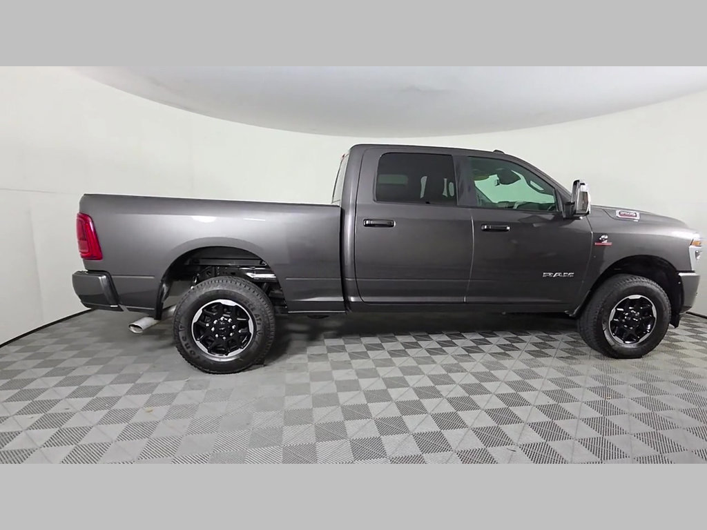 Used 2026 RAM 2500 Laramie AWD/4WD image 37