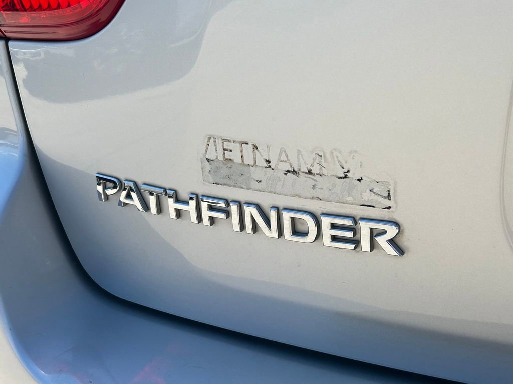 Used 2020 Nissan Pathfinder SL FWD image 12