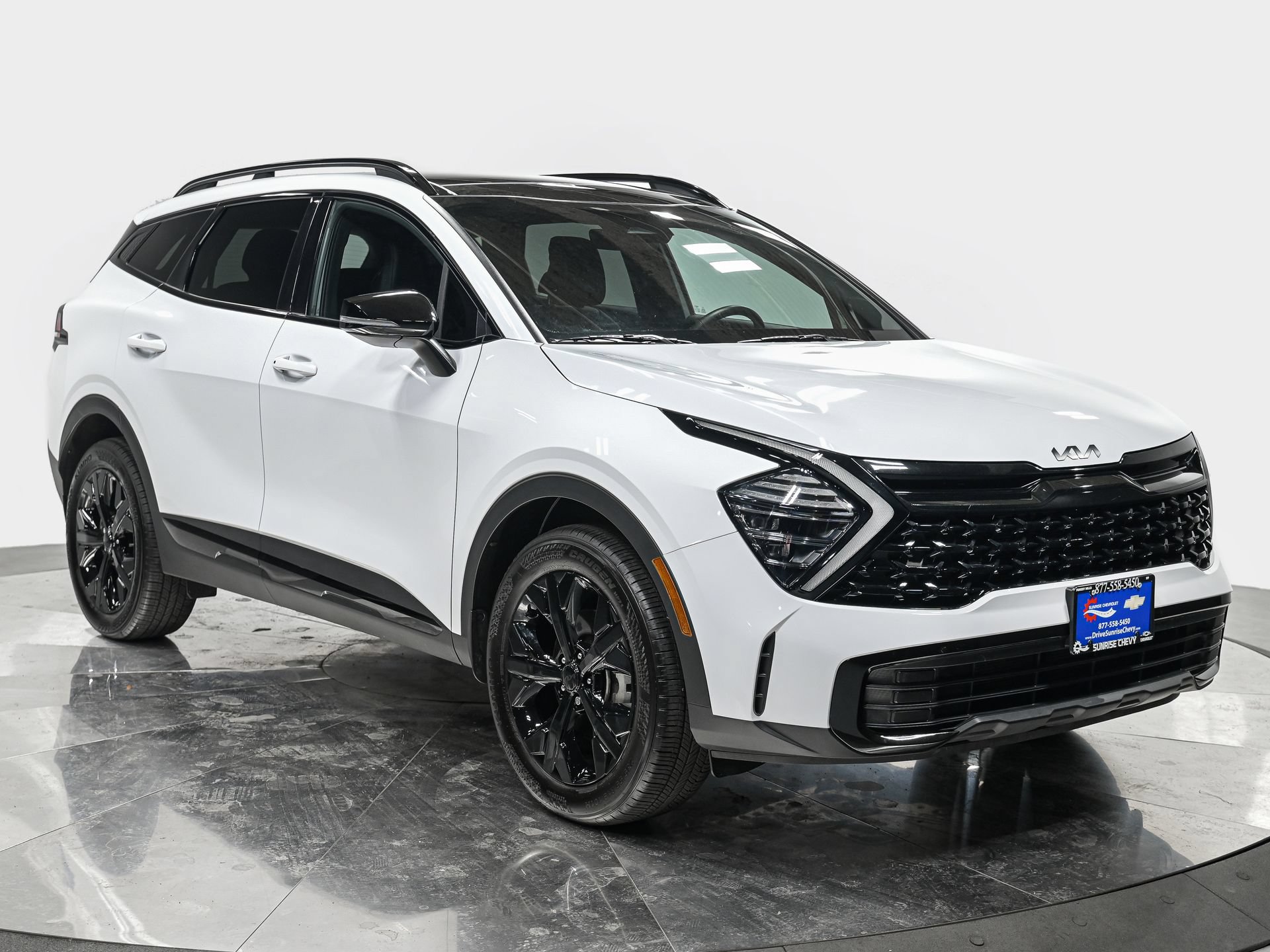 Used 2025 Kia Sportage X-Line w/ Premium Package AWD/4WD image 9