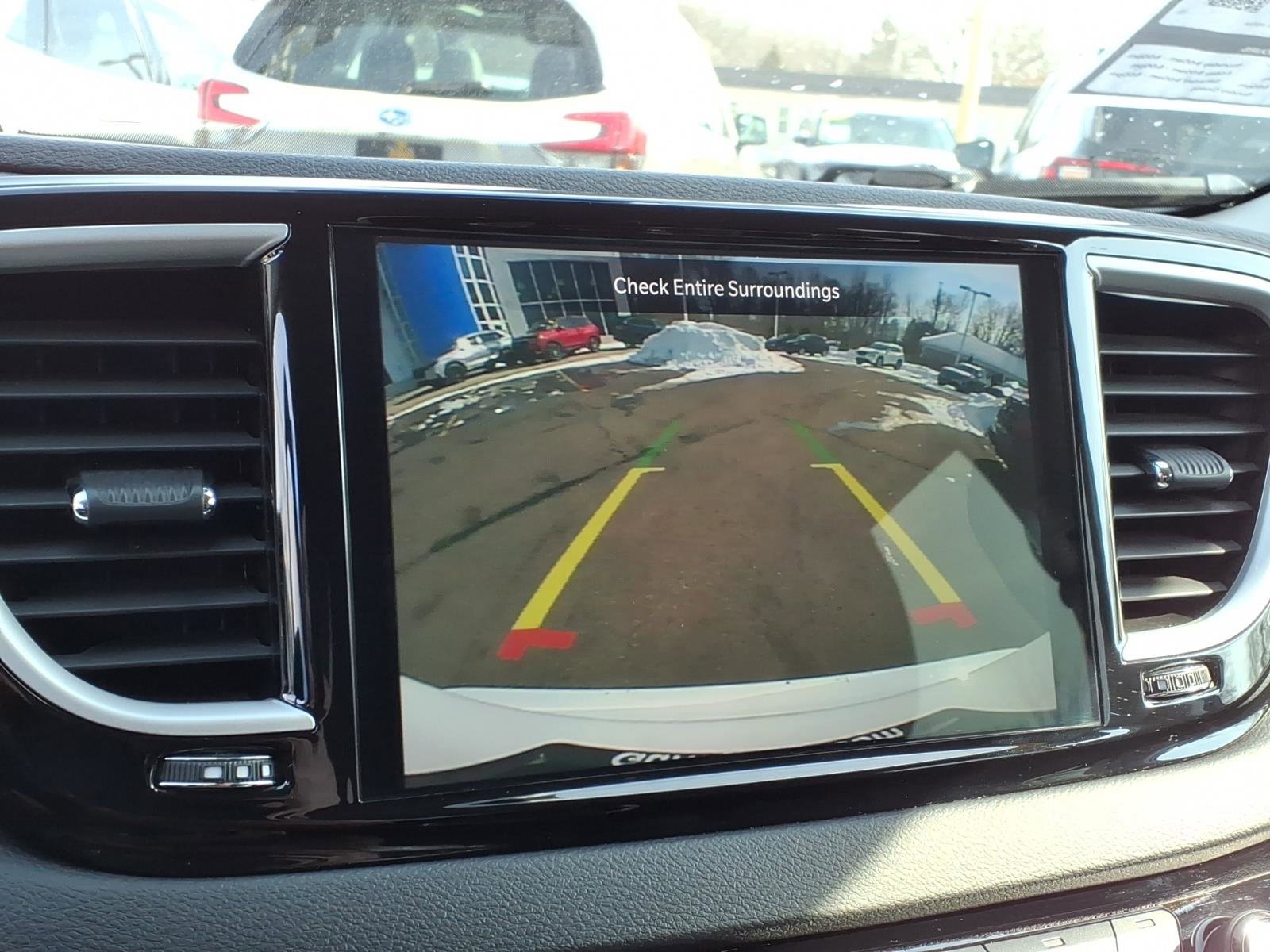 Used 2024 Chrysler Pacifica Touring-L image 19