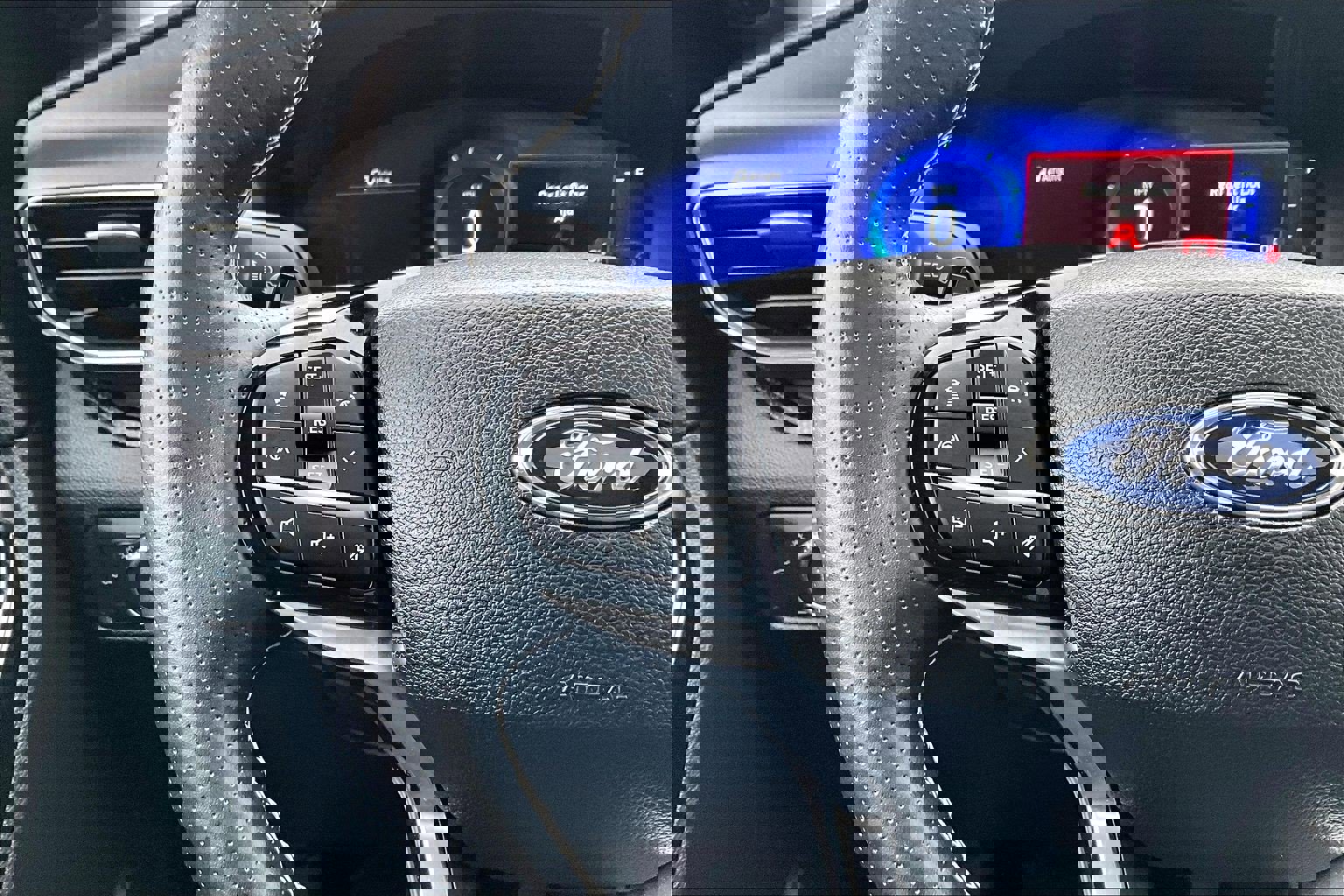 Used 2022 Ford Explorer ST w/ Equipment Group 401A image 24