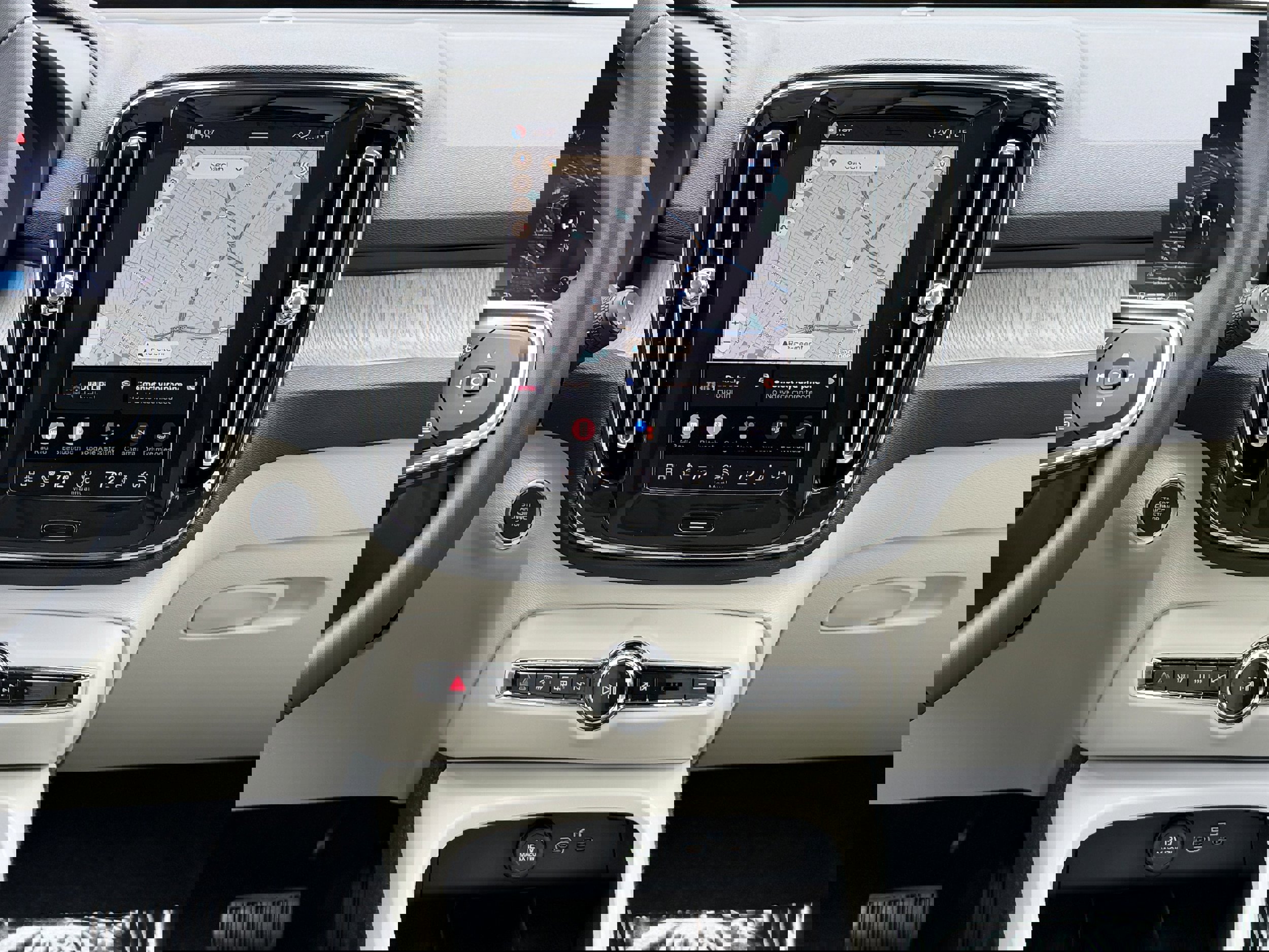 New 2026 Volvo XC40 B4 Plus w/ Protection Package Premier image 12