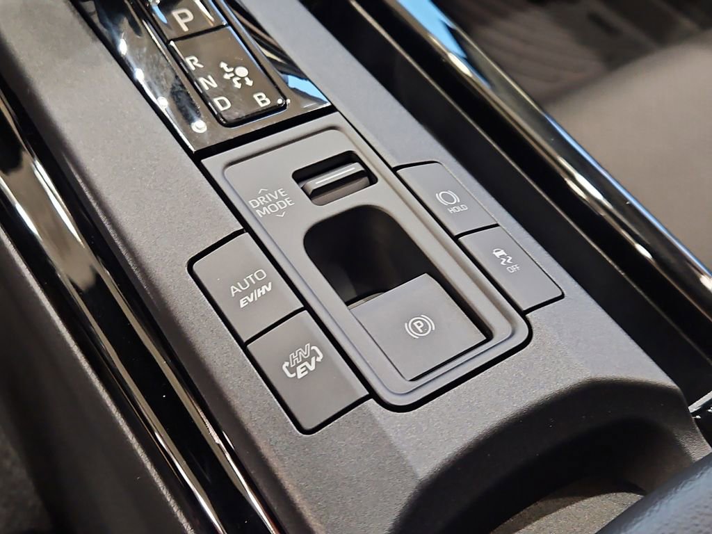 New 2026 Toyota Prius Plug-In Hybrid image 8
