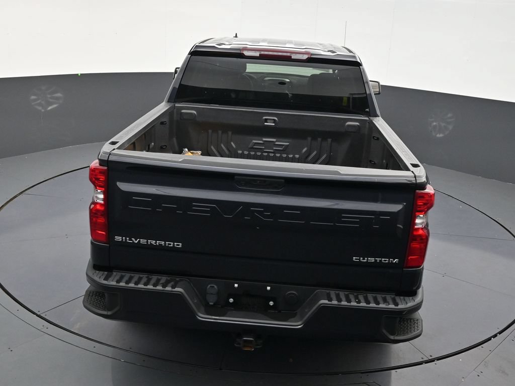 Used 2023 Chevrolet Silverado 1500 Custom RWD image 12