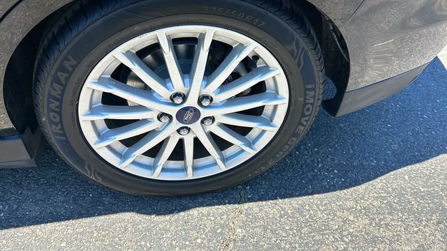 Used 2014 Ford C-MAX Energi SEL w/ Equipment Group 302A FWD image 6