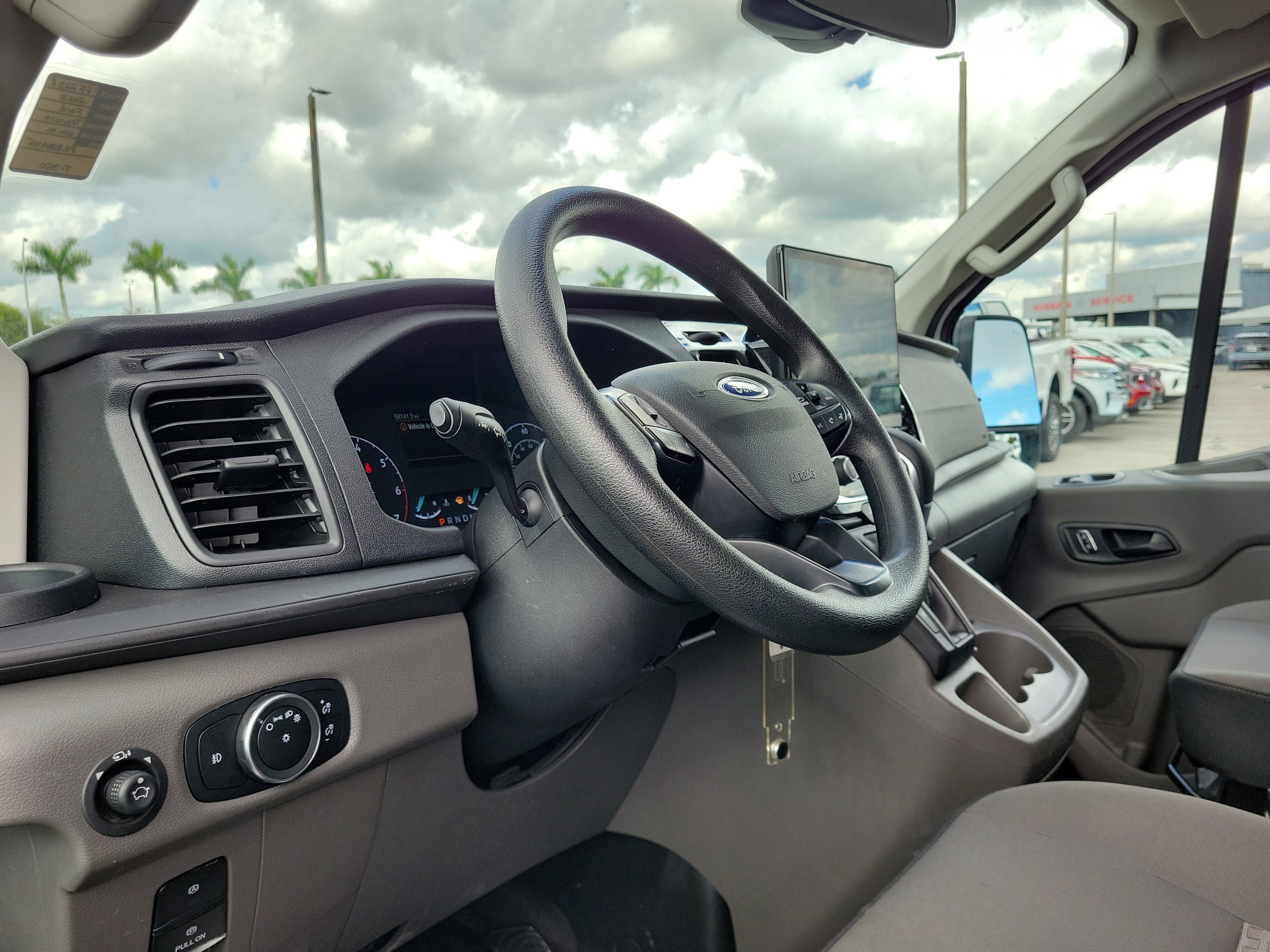 Used 2023 Ford Transit 350 XLT image 7