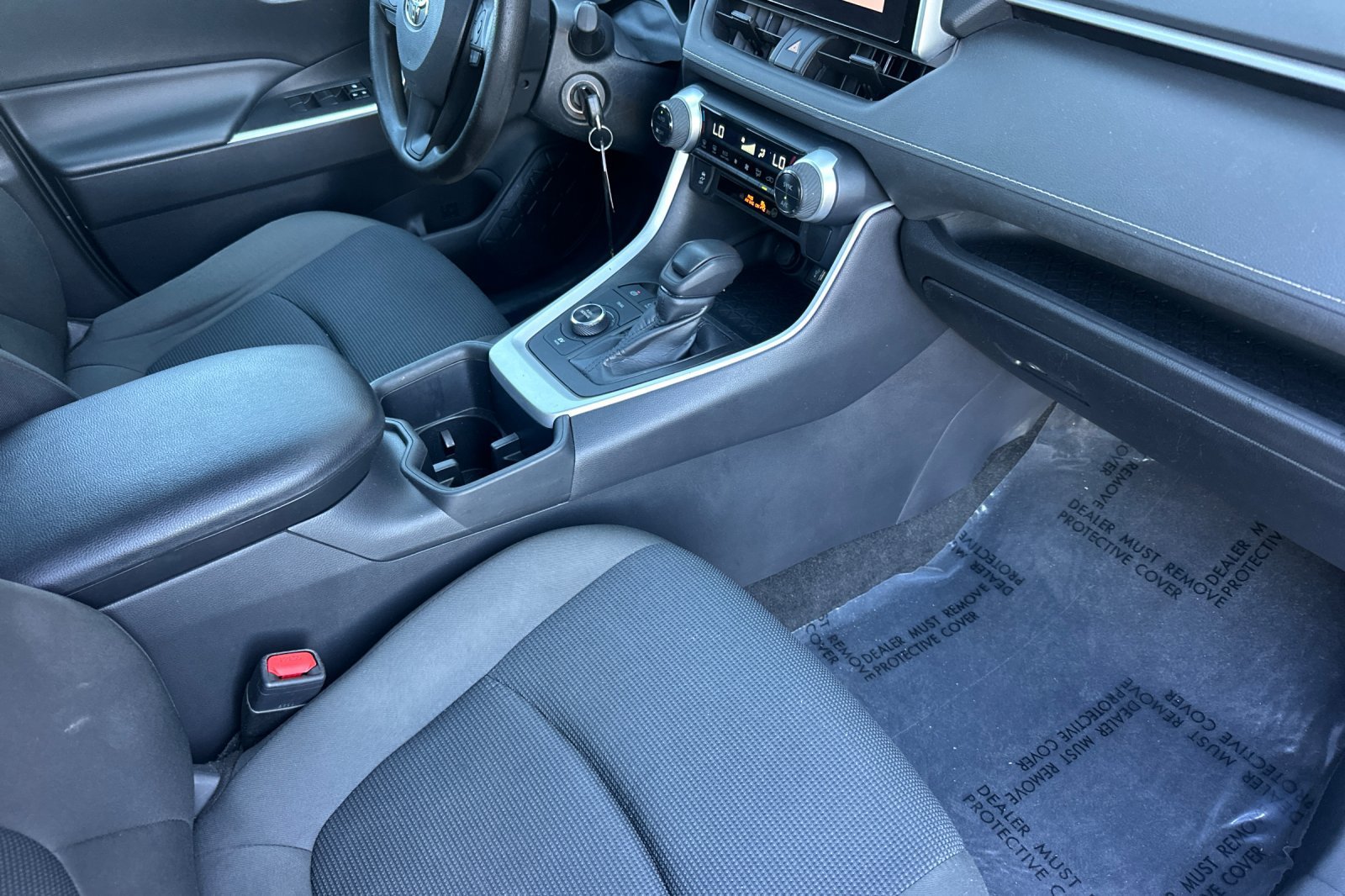 Certified 2023 Toyota RAV4 LE AWD/4WD image 20