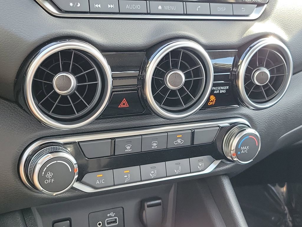 Used 2025 Nissan Sentra S image 11