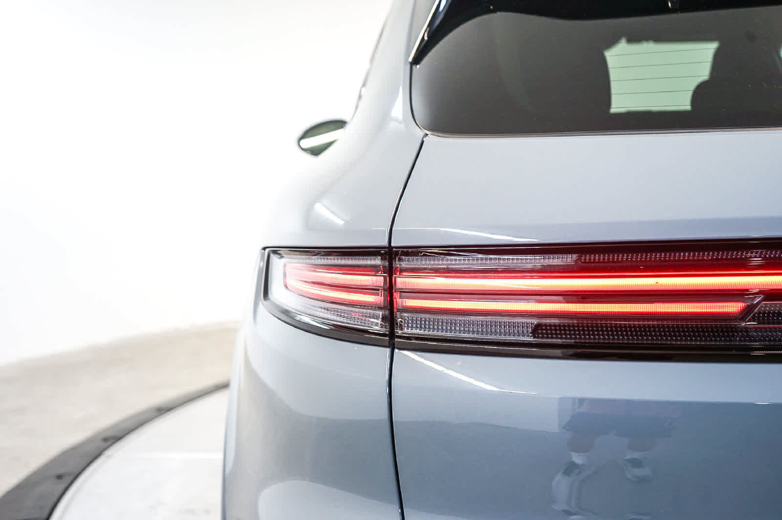 New 2026 Porsche Cayenne GTS AWD/4WD image 11
