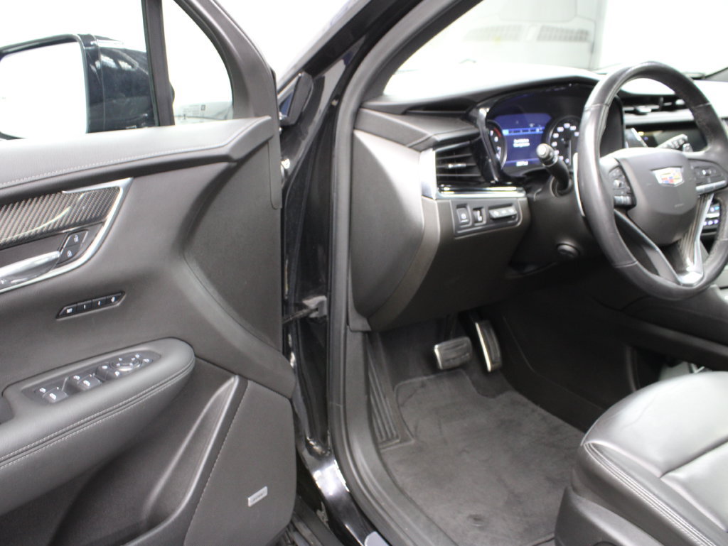 Used 2022 Cadillac XT6 Sport w/ Technology Package AWD/4WD image 59