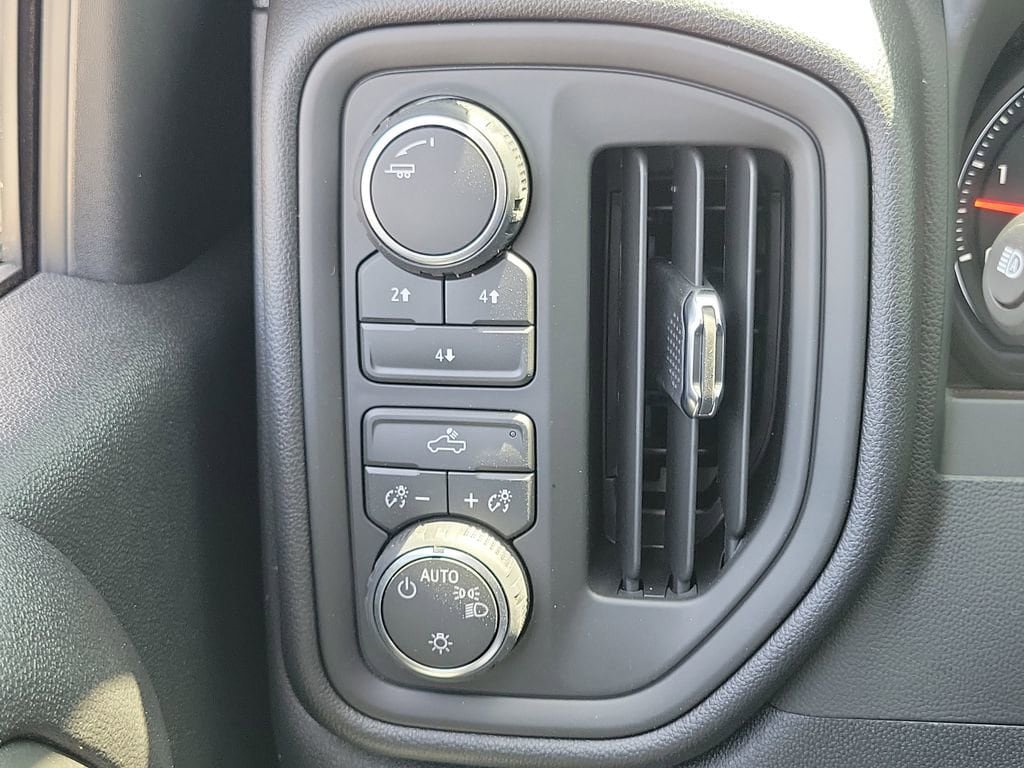 New 2026 Chevrolet Silverado 3500 W/T w/ WT Convenience Package AWD/4WD image 13