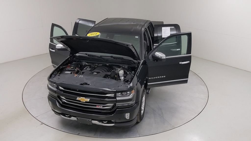 Used 2016 Chevrolet Silverado 1500 LTZ Z71 w/ LTZ Plus Package AWD/4WD image 44
