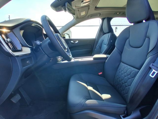New 2026 Volvo XC60 B5 Core AWD/4WD image 14