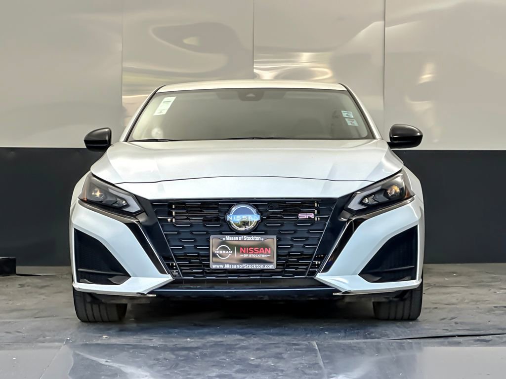 Used 2023 Nissan Altima 2.5 SR image 8
