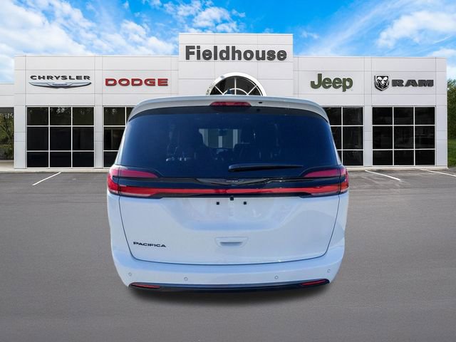 New 2026 Chrysler Pacifica Select image 7