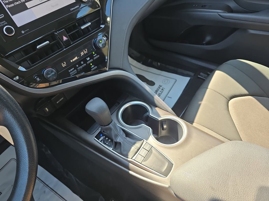 Used 2024 Toyota Camry LE FWD image 29
