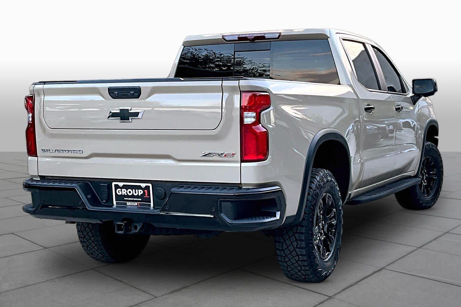 Used 2023 Chevrolet Silverado 1500 ZR2 AWD/4WD image 13