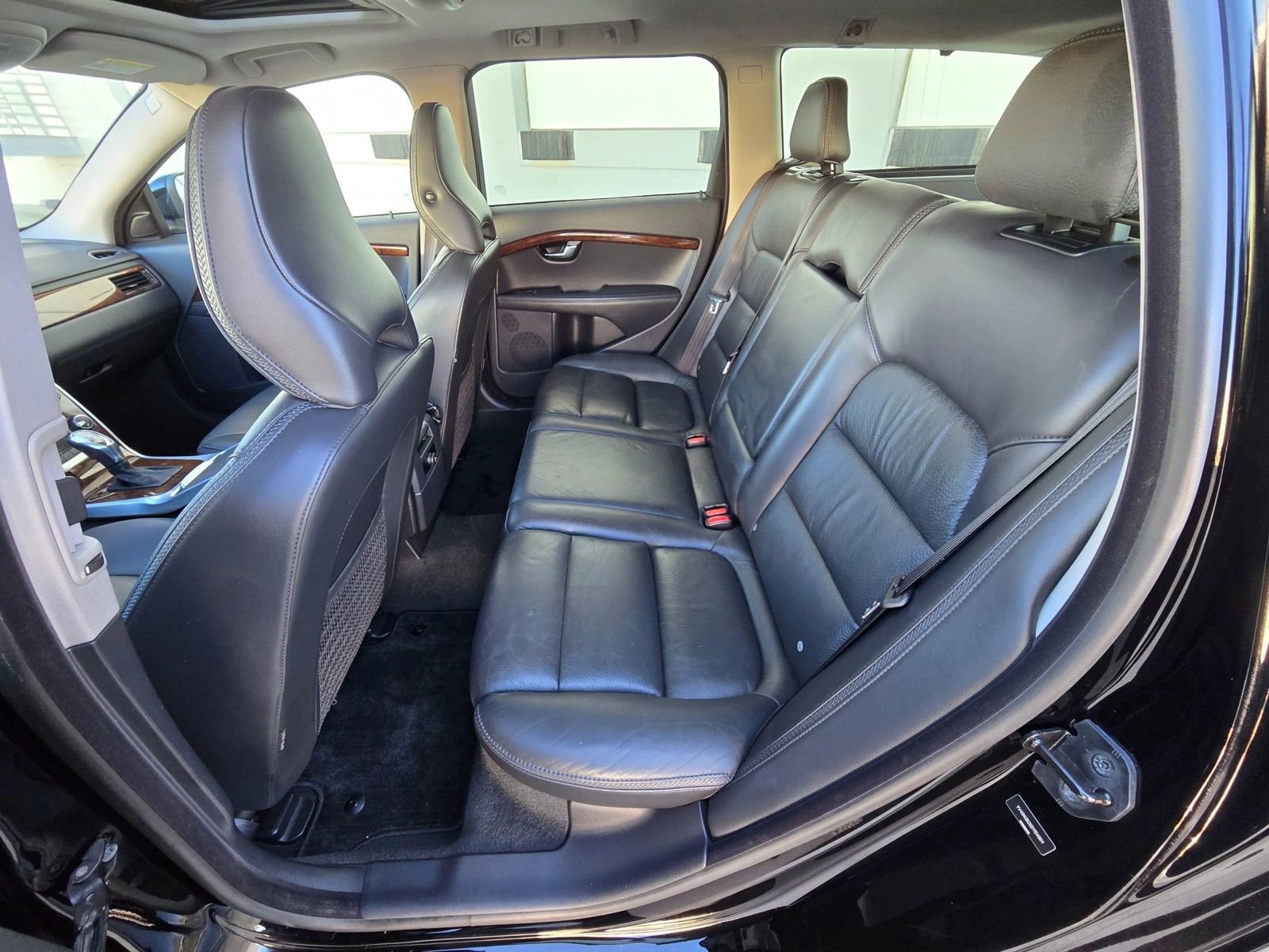 Used 2013 Volvo XC70 3.2 image 15