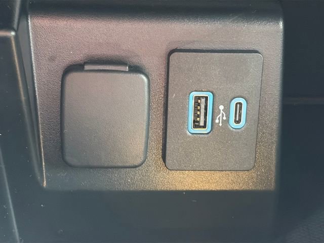 Used 2020 Ford Explorer XLT w/ Equipment Group 202A image 54